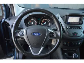 Foto 18 van Ford Transit Courier 1.5 TDCI Euro 6 Trend Duratorq S&S Airco Schuifdeur Trekhaak