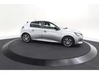Foto 14 van Peugeot 208 PureTech 75 Active Pack | Navigatie | Parkeersensoren | Apple Carplay | Allseason Banden