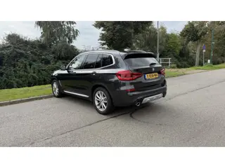 Foto 14 van BMW X3 - xDrive30i High Executive