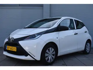 Toyota Aygo 1.0 VVT-i x-fun 5-deurs Handgeschakeld 69pk | Cruise Control | Dealer onderhouden | Airc