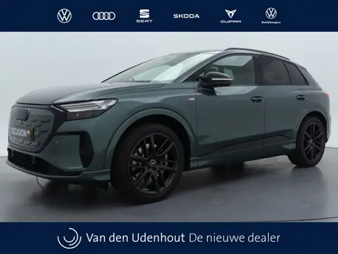 Audi Q4 e-tron S Edition Quattro performance 82 kWh 340Pk / HUD / Sonos / Panodak
