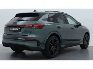 Foto 17 van Audi Q4 e-tron S Edition Quattro performance 82 kWh 340Pk / HUD / Sonos / Panodak