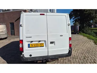 Foto 16 van Ford Transit 260S 2.2 TDCI Ambiente nieuwe apk