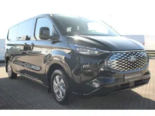 Foto 14 van Ford E-Transit Custom 320 L2H1 Limited DC | 71 kWh | 160kW/218pk | Pro Power | Trekgewicht 2300kg |