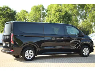 Foto 15 van Ford E-Transit Custom 320 L2H1 Limited DC | 71 kWh | 160kW/218pk | Pro Power | Trekgewicht 2300kg |