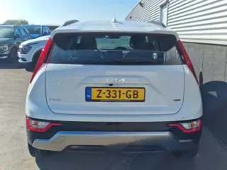 Foto 15 van Kia Niro 1.6 GDi Hybrid DynamicLine 1e eign. Nederlandse auto, Navigatie, Achteruitrijcamera, Parkee