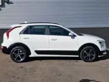 Foto 27 van Kia Niro 1.6 GDi Hybrid DynamicLine 1e eign. Nederlandse auto, Navigatie, Achteruitrijcamera, Parkee