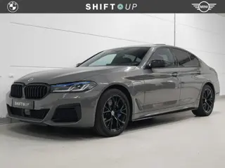 BMW 5 Serie 545e xDrive Schuifdak | CoPilot | Laser | Stoelventilatie