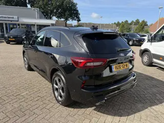 Foto 14 van Ford Kuga 2.5 PHEV ST-Line X | Trekhaak | AGR-stoelen | Winter Pack | Bang&Olufsen | 2.100kg trekgew
