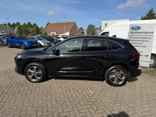 Foto 15 van Ford Kuga 2.5 PHEV ST-Line X | Trekhaak | AGR-stoelen | Winter Pack | Bang&Olufsen | 2.100kg trekgew