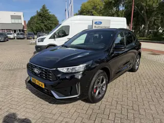 Foto 16 van Ford Kuga 2.5 PHEV ST-Line X | Trekhaak | AGR-stoelen | Winter Pack | Bang&Olufsen | 2.100kg trekgew