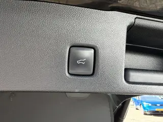 Foto 20 van Ford Kuga 2.5 PHEV ST-Line X | Trekhaak | AGR-stoelen | Winter Pack | Bang&Olufsen | 2.100kg trekgew