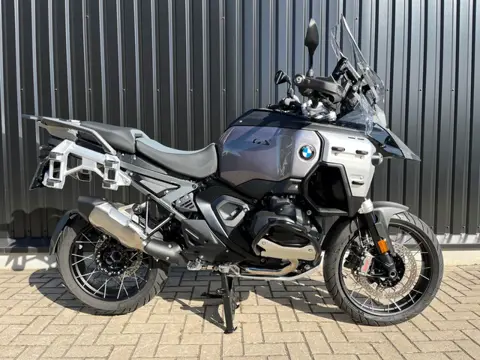 BMW R 1300 GS Adventure Triple black uitvoering (bj 2024)