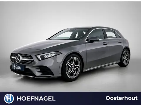 Mercedes-Benz A-klasse 180 AMG Line Automaat | Cruise control | Stoelverwarming | Navigatie | Camera
