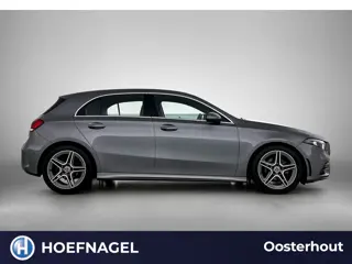 Foto 14 van Mercedes-Benz A-klasse 180 AMG Line Automaat | Cruise control | Stoelverwarming | Navigatie | Camera