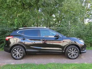 Foto 17 van Nissan Qashqai 1.2 N-Vision *Pano *Keyless *360Camera *Navi *Cruise