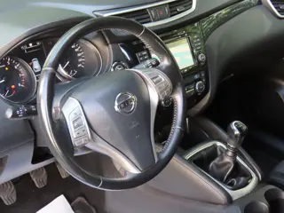 Foto 13 van Nissan Qashqai 1.2 N-Vision *Pano *Keyless *360Camera *Navi *Cruise