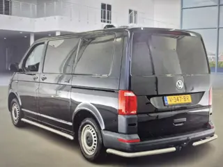 Foto 16 van Volkswagen Transporter 2.0 TDI 150pk dsg hondenvervoer Highline 3x hond climate regeling prof. inric