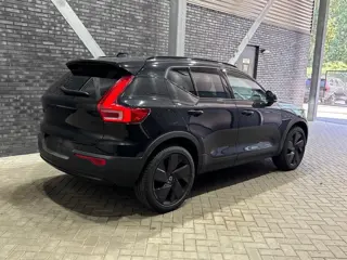 Foto 8 van Volvo XC40 2.0 B3 Plus Black Edition | Harman/Kardon | BLIS | 360° Camera | Pilot Assist | Stoel+Stu
