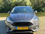 Foto 27 van Ford Focus 1.0 ST-Line Zeer netjes navigatie trekhaak cruis control airco elektrische ramen cv op af