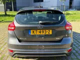Foto 25 van Ford Focus 1.0 ST-Line Zeer netjes navigatie trekhaak cruis control airco elektrische ramen cv op af