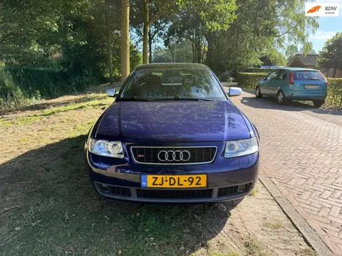 Audi A3 1.8 5V T S3 Ambition