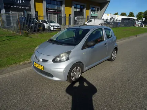 Toyota Aygo 1.0-12V