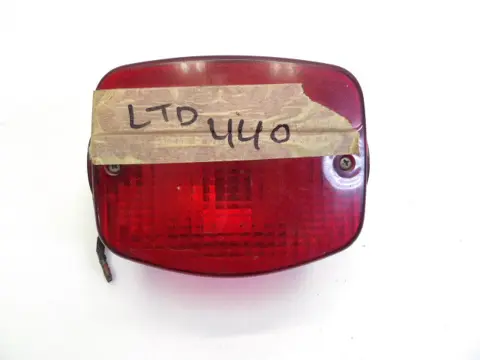 ACHTER LICHT Kawasaki LTD 440 1970 - 2012