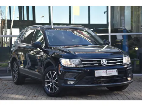 Volkswagen Tiguan Allspace 1.5 TSI DSG Comfortline Business | ACC | Camera | Trekhaak | LED | Stoelv