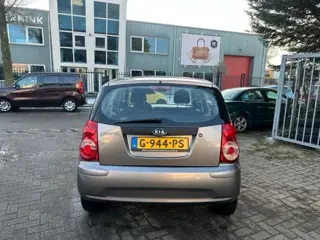 Foto 14 van Kia Picanto 1.0 Seven, Airco, Apk 04/27