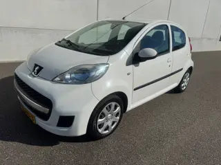 Peugeot 107 1.0-12V XS Automaat Airco 5 drs