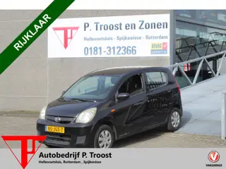 Daihatsu Cuore 1.0 Trend Radio CD-Speler/Centrale deurvergrendeling.