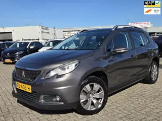 Foto 20 van Peugeot 2008 1.2 Blue Lion/PANO/NAVI/NEIUW DIS RIEM