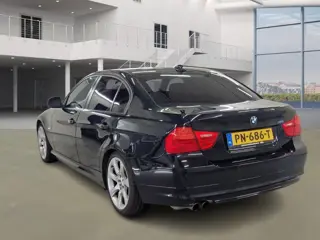 Foto 15 van BMW 3-serie 318i Business Line NAVI PSENSOR CRUISE 2 X SLEUTELS