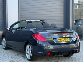 Foto 13 van Peugeot 308 CC 1.6 THP Roland Garros / CABRIO / NAVI / JBL