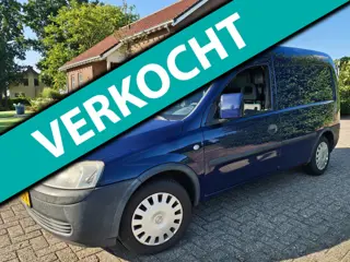 Opel Combo 1.4-16V Benzine met Zijdeur en Trekhaak !