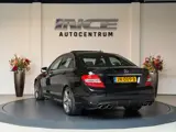 Foto 30 van Mercedes-Benz C-klasse AMG C63 6.2 V8 | Topstaat
