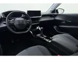 Foto 28 van Peugeot 208 1.2T Allure Pack 100pk | Navigatie | Adaptive Cruise Control | Stoelverwarming | Climate