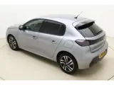 Foto 26 van Peugeot 208 1.2T Allure Pack 100pk | Navigatie | Adaptive Cruise Control | Stoelverwarming | Climate