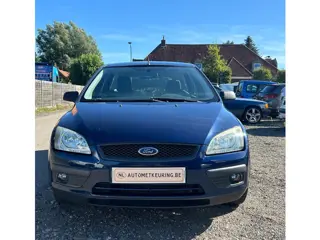 Foto 18 van Ford Focus Wagon 2006 Airco 1.6 Benzine