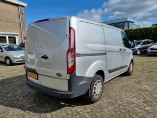 Foto 11 van Ford Transit Custom 330 2.2 TDCI L1H1 155PK! ✅2x SCHUIFDEUR ✅1e EIGENAAR!