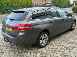 Foto 11 van Peugeot 308 SW 1.6 BlueHDI Blue Lease Executive 2014
