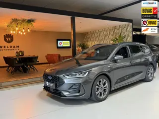 Foto 19 van Ford Focus Wagon 1.0 EcoBoost Mild-Hybrid ST-Line | Automaat | StuurVW | StoelVW | CarPlay | Navi |