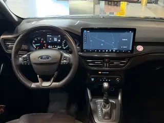 Foto 18 van Ford Focus Wagon 1.0 EcoBoost Mild-Hybrid ST-Line | Automaat | StuurVW | StoelVW | CarPlay | Navi |