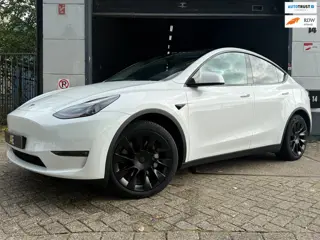 Foto 11 van Tesla Model Y Long Range AWD 75 kWh | Elektrisch | 2022 | Panoramadak | Premium Audio | Keyless | Ve