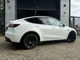 Foto 22 van Tesla Model Y Long Range AWD 75 kWh | Elektrisch | 2022 | Panoramadak | Premium Audio | Keyless | Ve