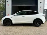 Foto 23 van Tesla Model Y Long Range AWD 75 kWh | Elektrisch | 2022 | Panoramadak | Premium Audio | Keyless | Ve