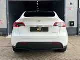 Foto 25 van Tesla Model Y Long Range AWD 75 kWh | Elektrisch | 2022 | Panoramadak | Premium Audio | Keyless | Ve