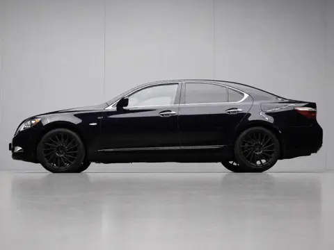 Lexus LS 460 President YOUNGTIMER (NAVI,SCHUIFDAK,STOELVERWARMING/KOELING,CAMERA,6CILINDER,LEDER,PDC