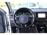 Foto 27 van Kia Niro 1.6 GDi PHEV DynamicLine Trekhaak Clima Navi Stoel- stuurverwarming